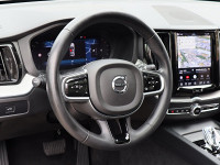 Volvo XC60 B4 Diesel AWD - SUV/Off-road - Weiss - Gebrauchtwagen - Bild 9