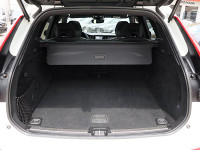 Volvo XC60 B4 Diesel AWD - SUV/Off-road - Weiss - Gebrauchtwagen - Bild 10