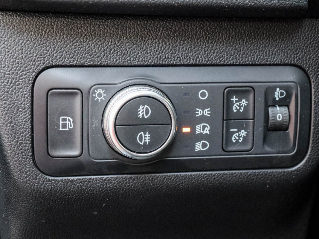 Ford Kuga - SUV/Off-road - Blau - Gebrauchtwagen - Bild 14