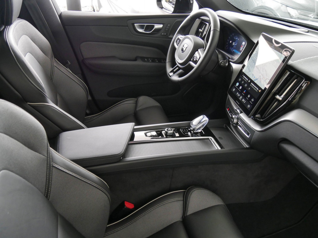 Volvo XC60 - SUV/Off-road - Schwarz - Gebrauchtwagen - Bild 3