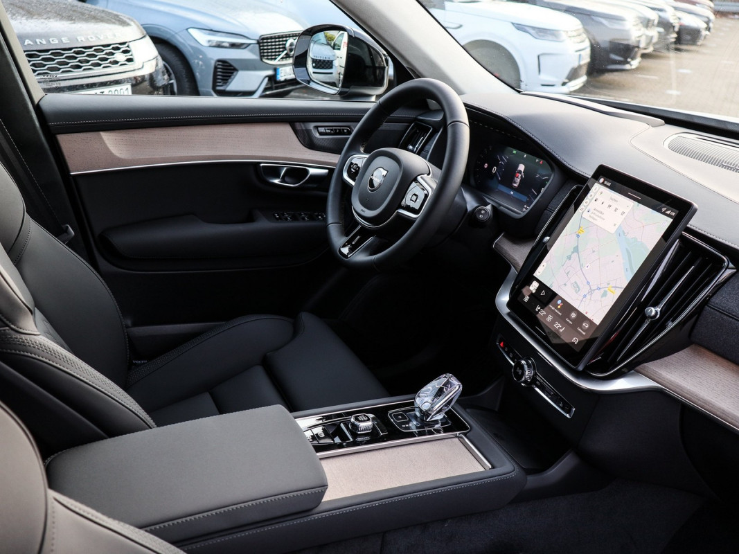 Volvo XC90 T8 Dark Ultra Plug-In-Hybrid AWD - SUV/Off-road - Weiss - Gebrauchtwagen - Bild 3