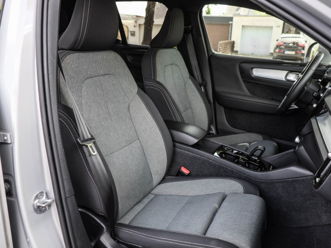 Volvo XC40 T4 - SUV/Off-road - Grau - Gebrauchtwagen - Bild 6