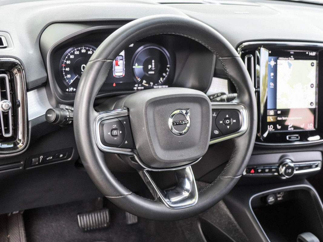Volvo XC40 T4 - SUV/Off-road - Grau - Gebrauchtwagen - Bild 9