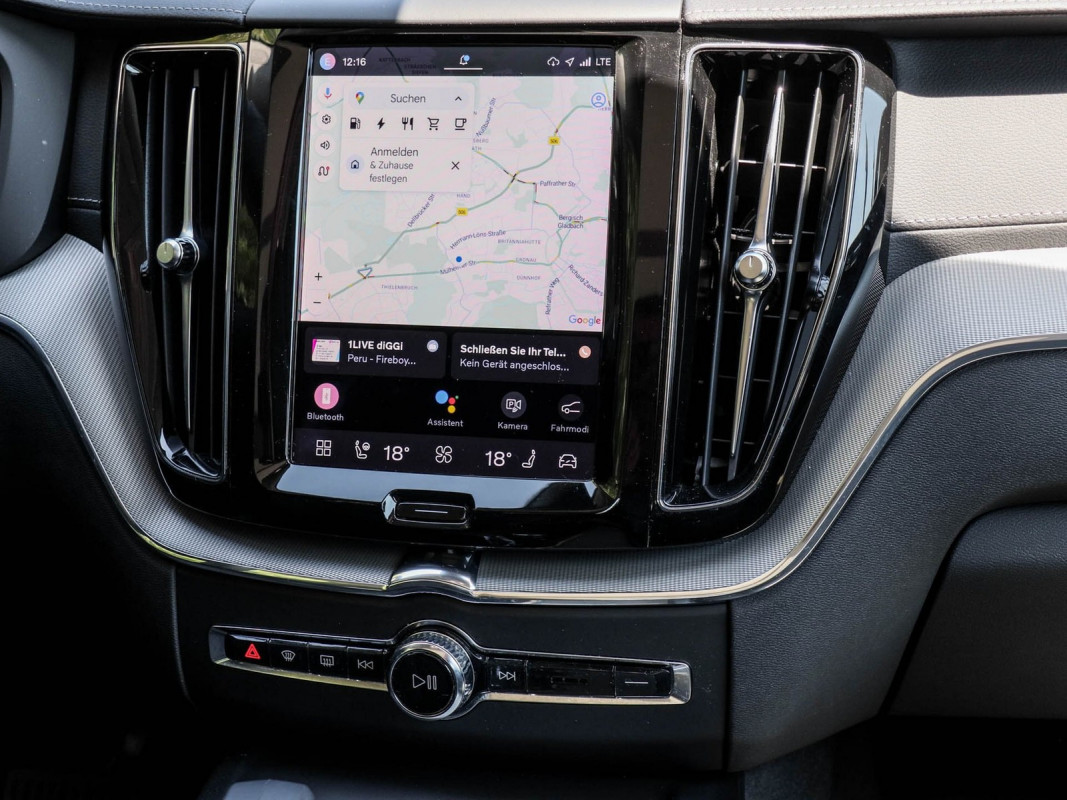 Volvo XC60 T8 - SUV/Off-road - Schwarz - Gebrauchtwagen - Bild 7