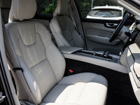 Volvo XC60 B4 - SUV/Off-road - Schwarz - Gebrauchtwagen - Bild 6