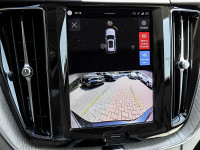 Volvo XC60 B4 - SUV/Off-road - Schwarz - Gebrauchtwagen - Bild 12