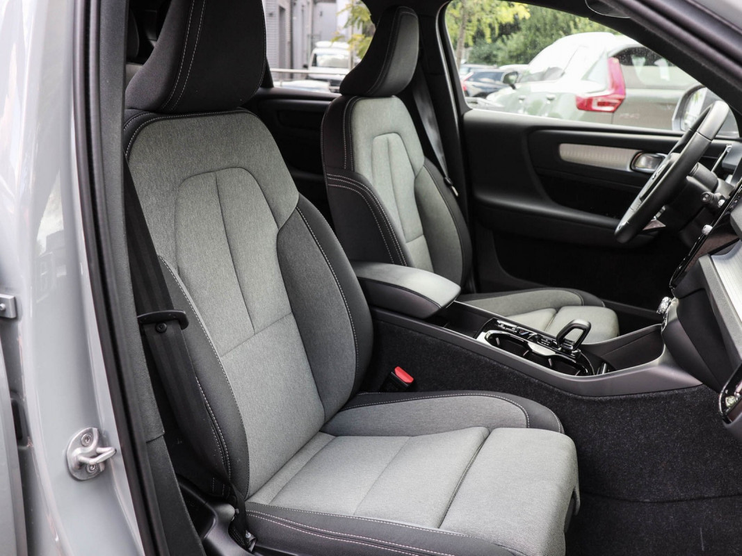 Volvo XC40 T4 - SUV/Off-road - Grau - Gebrauchtwagen - Bild 6