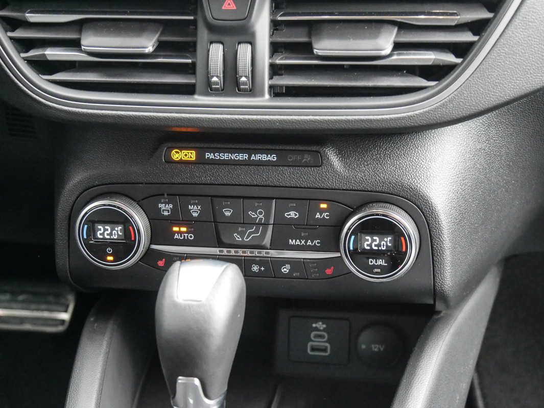 Ford Focus Turnier - Kombi - Grau - Gebrauchtwagen - Bild 9