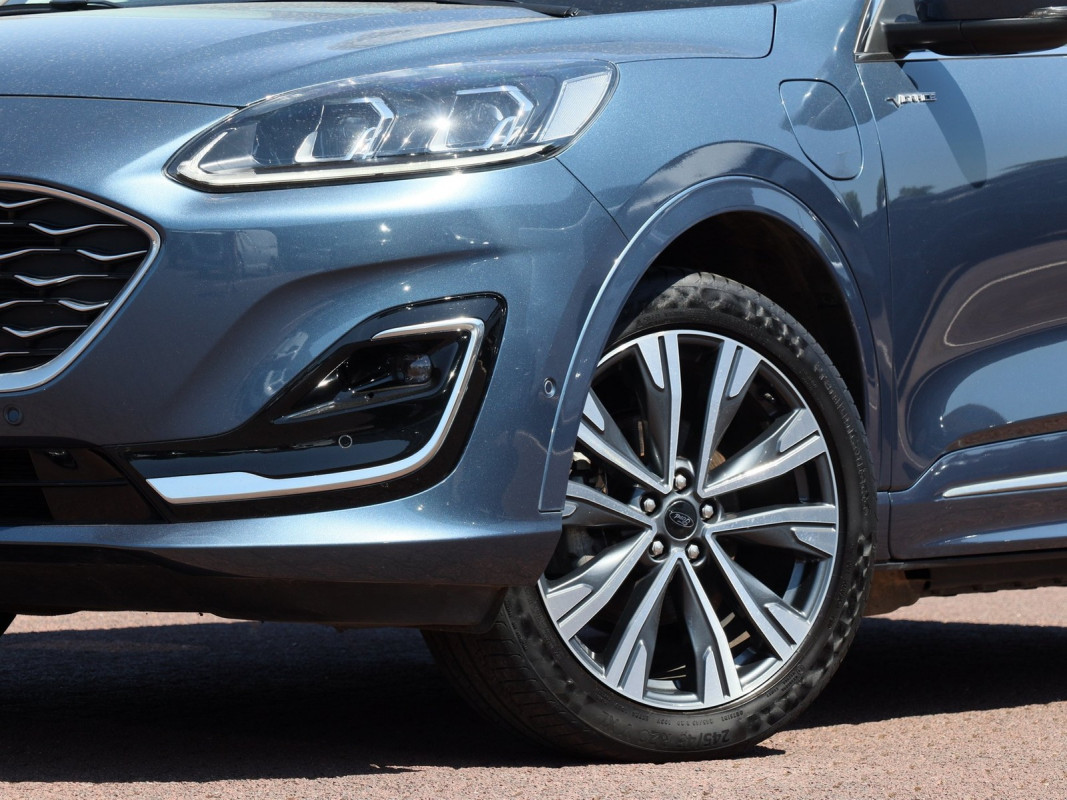 Ford Kuga - SUV/Off-road - Blau - Gebrauchtwagen - Bild 5