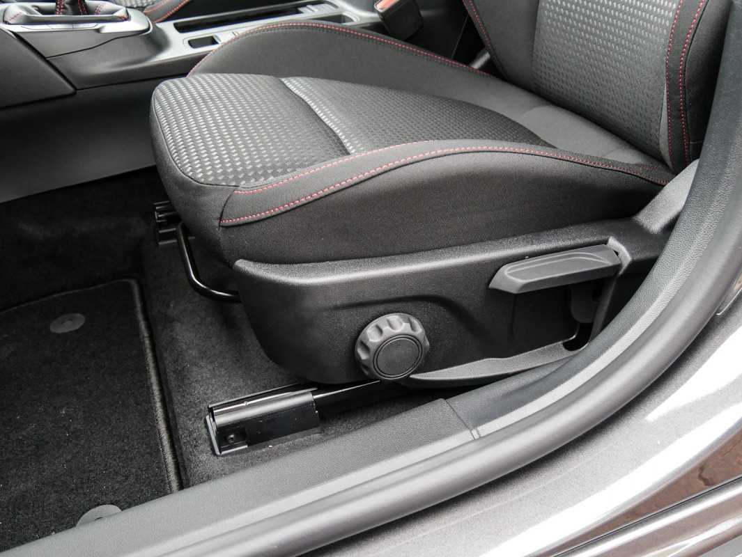 Ford Focus Turnier - Kombi - Grau - Gebrauchtwagen - Bild 14