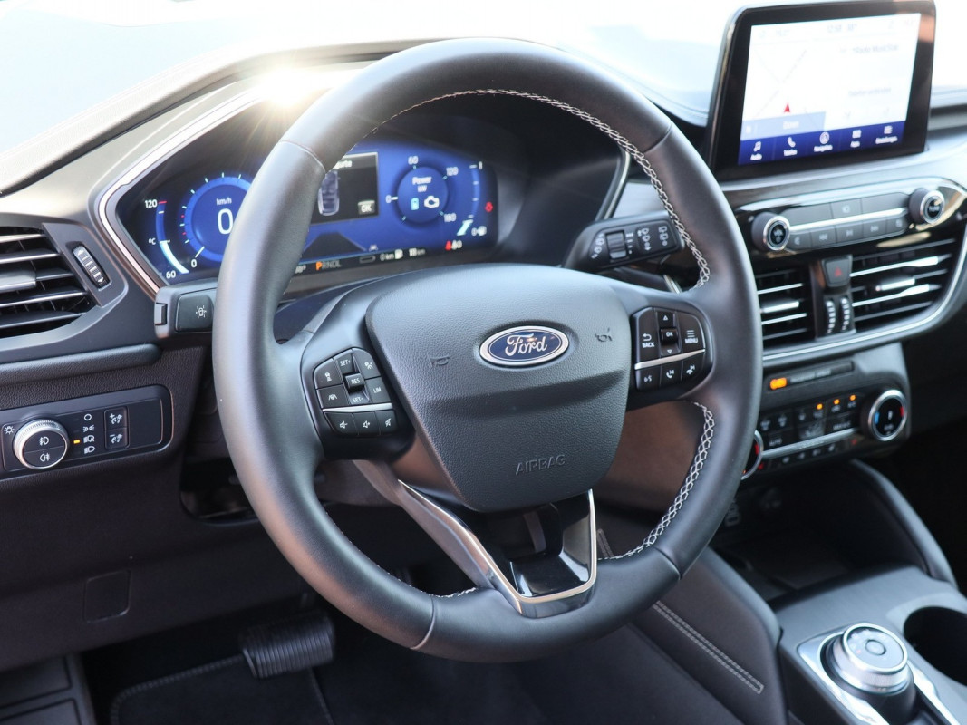 Ford Kuga - SUV/Off-road - Blau - Gebrauchtwagen - Bild 10
