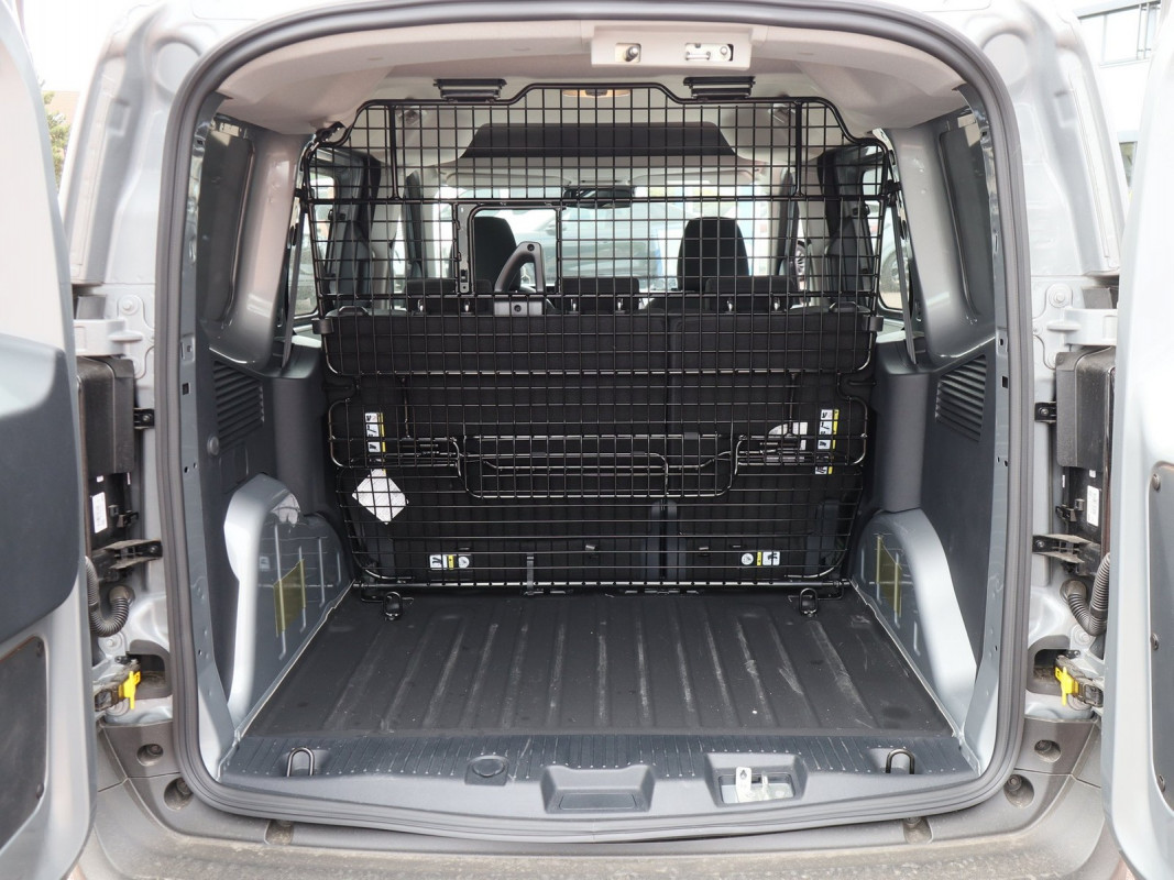 Ford Transit Courier - Nutzfahrzeug - Silber - Gebrauchtwagen - Bild 11