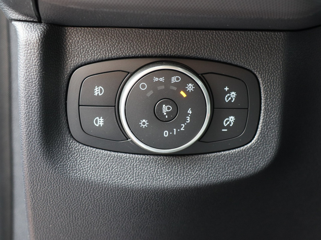 Ford Transit Courier - Nutzfahrzeug - Silber - Gebrauchtwagen - Bild 13
