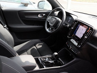 Volvo XC40 T4 Recharge - SUV/Off-road - Weiss - Gebrauchtwagen - Bild 3
