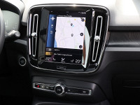 Volvo XC40 T4 Recharge - SUV/Off-road - Weiss - Gebrauchtwagen - Bild 7