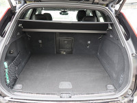 Volvo XC60 T8 AWD - SUV/Off-road - Schwarz - Gebrauchtwagen - Bild 10