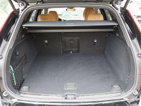Volvo XC60 B5 - SUV/Off-road - Schwarz - Gebrauchtwagen - Bild 10