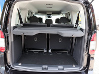 Ford Grand Tourneo Connect - Van/Minibus - Schwarz - Neuwagen - Bild 10