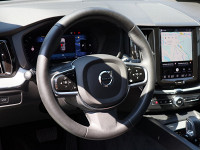 Volvo XC60 B4 (B) Benzin - SUV/Off-road - Weiss - Gebrauchtwagen - Bild 9
