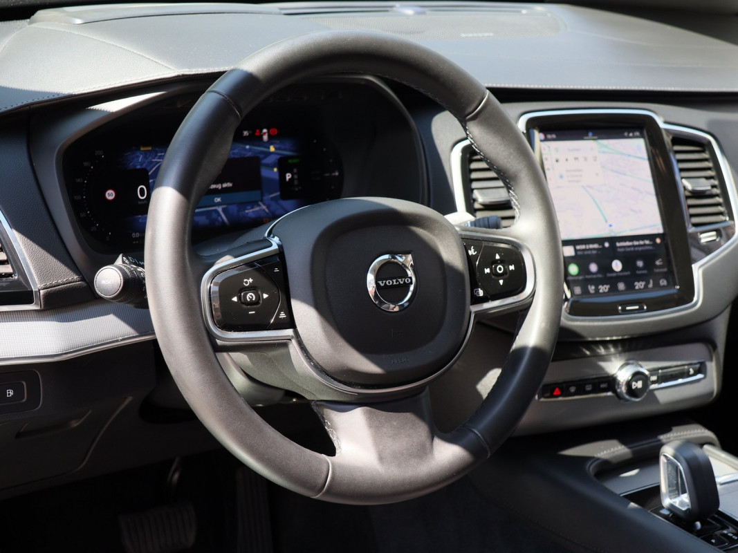 Volvo XC90 T8 AWD Plug-In Hybrid - SUV/Off-road - Grau - Gebrauchtwagen - Bild 10