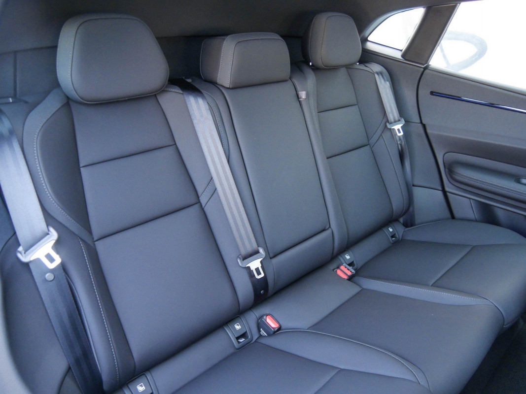 Polestar 4 - Limousine - Grau - Neuwagen - Bild 4