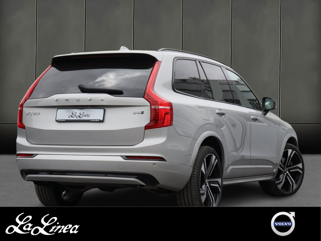 Volvo XC90 Plus Dark AWD - SUV/Off-road - Grau - Gebrauchtwagen - Bild 2