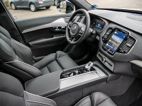 Volvo XC90 Plus Dark AWD - SUV/Off-road - Grau - Gebrauchtwagen - Bild 3