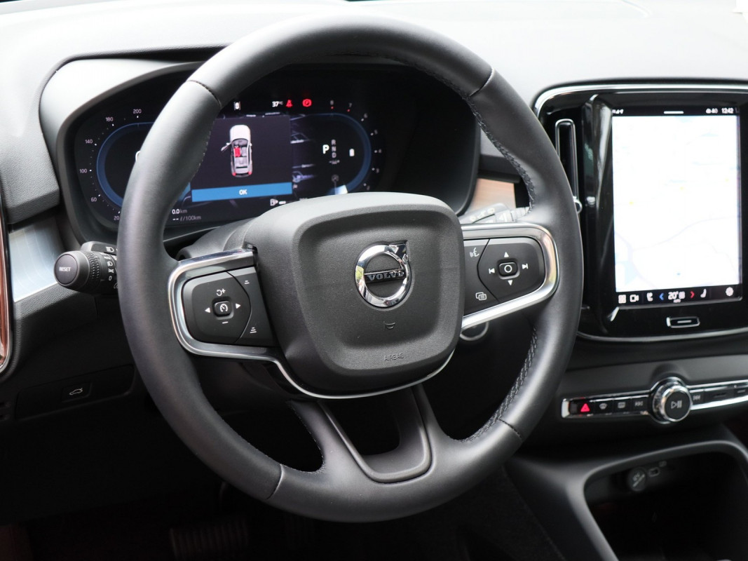 Volvo XC40 B3 - SUV/Off-road - Grau - Gebrauchtwagen - Bild 9