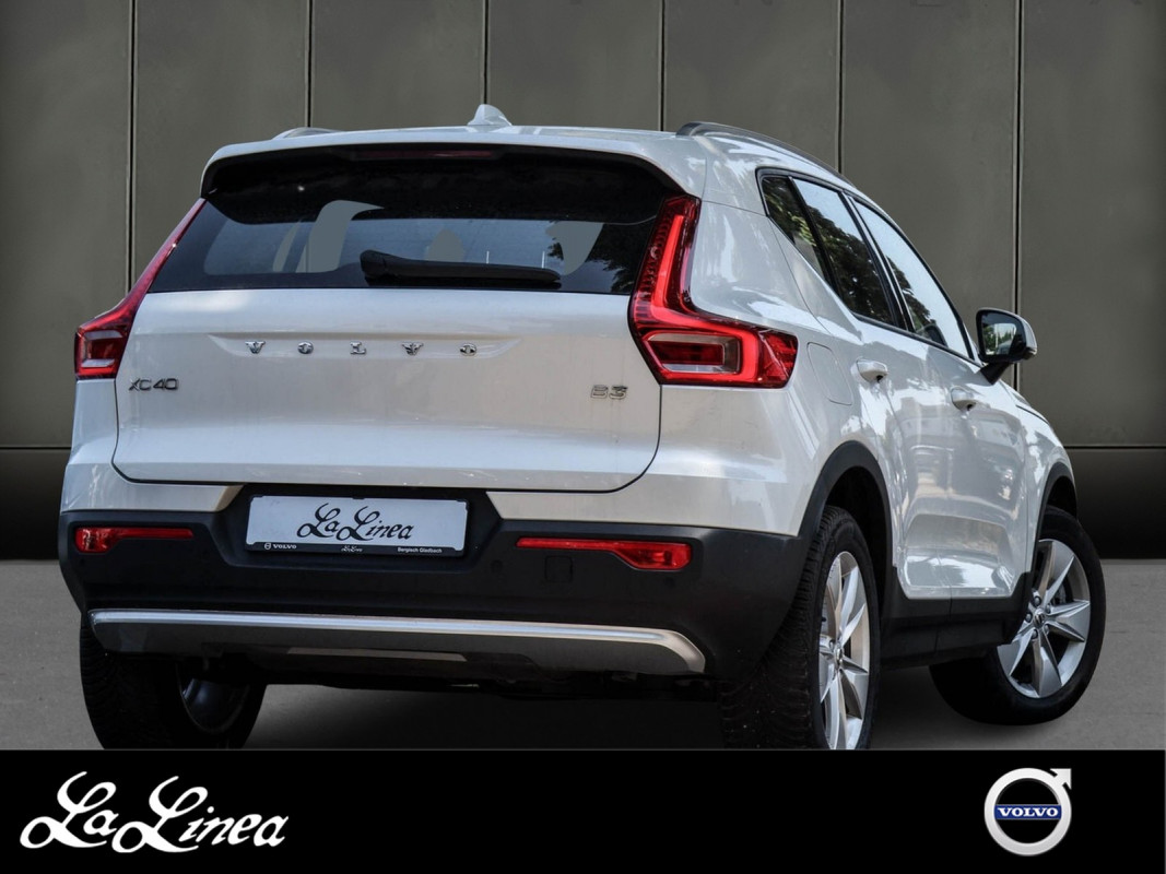 Volvo XC40 B3 - SUV/Off-road - Weiss - Gebrauchtwagen - Bild 2