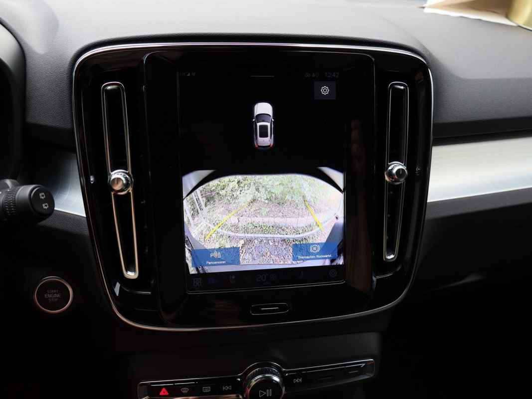 Volvo XC40 B3 - SUV/Off-road - Grau - Gebrauchtwagen - Bild 14