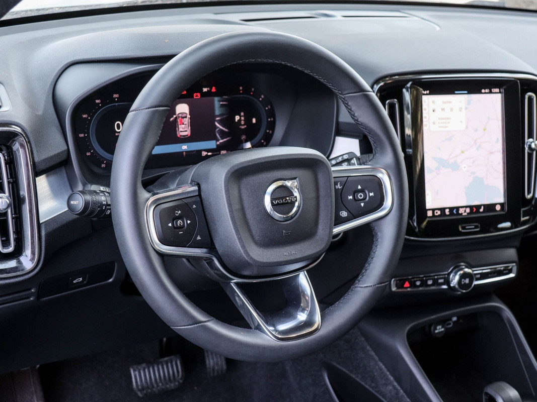 Volvo XC40 B3 - SUV/Off-road - Weiss - Gebrauchtwagen - Bild 9