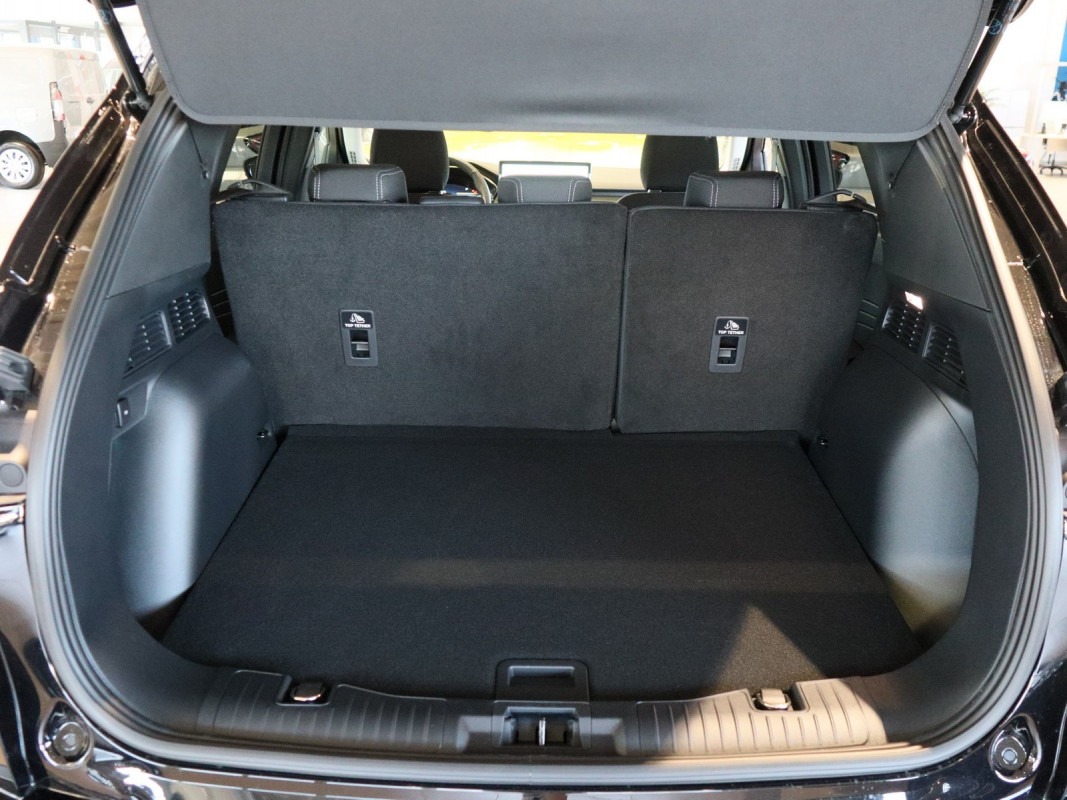 Ford Kuga - SUV/Off-road - Schwarz - Neuwagen - Bild 11