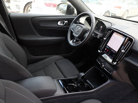 Volvo XC40 Twin Ultimate Recharge AWD - SUV/Off-road - Schwarz - Gebrauchtwagen - Bild 3
