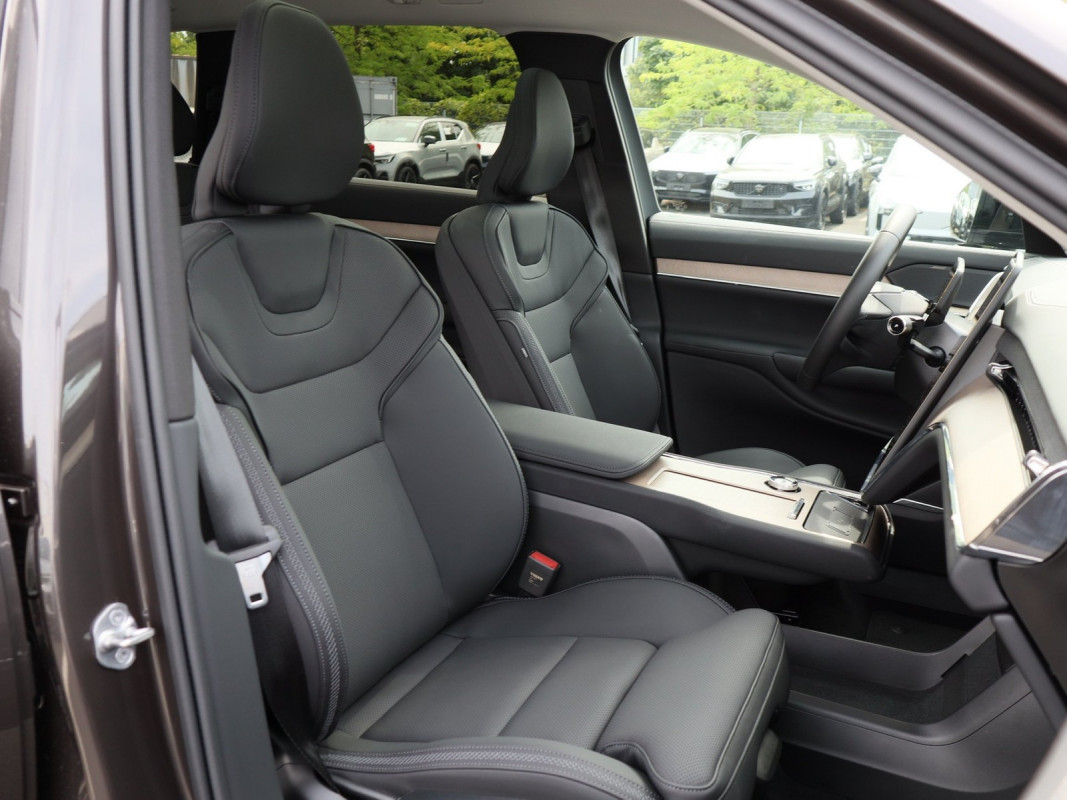 Volvo EX90 Twin Motor AWD - SUV/Off-road - Grau - Gebrauchtwagen - Bild 6