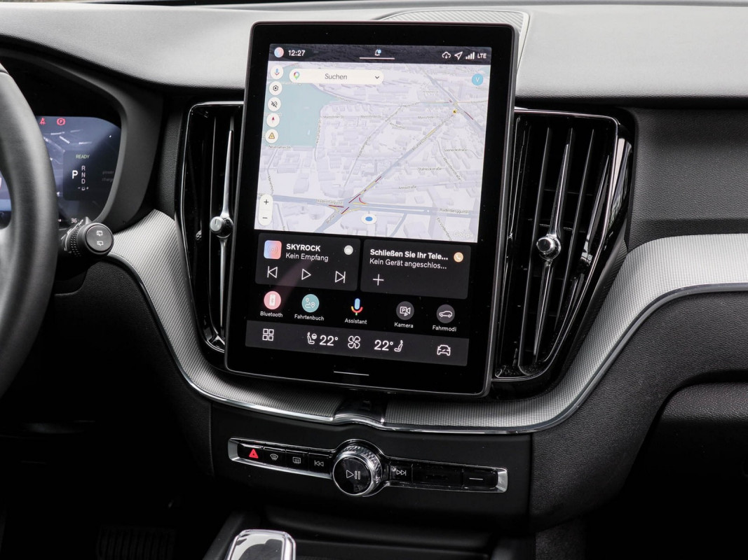 Volvo XC60 T8 Recharge AWD Reskin - SUV/Off-road - Schwarz - Gebrauchtwagen - Bild 7
