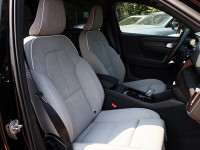 Volvo XC40 Plus - SUV/Off-road - Schwarz - Gebrauchtwagen - Bild 6