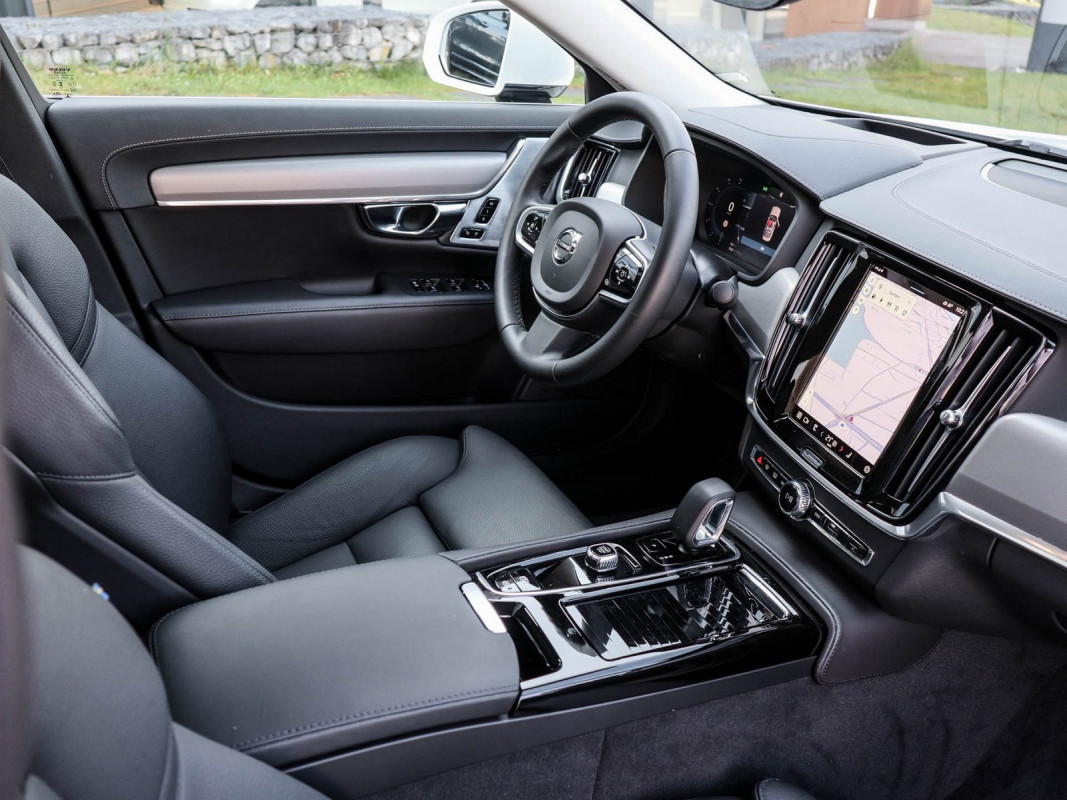 Volvo S90 T8 Recharge AWD - Limousine - Weiss - Gebrauchtwagen - Bild 3