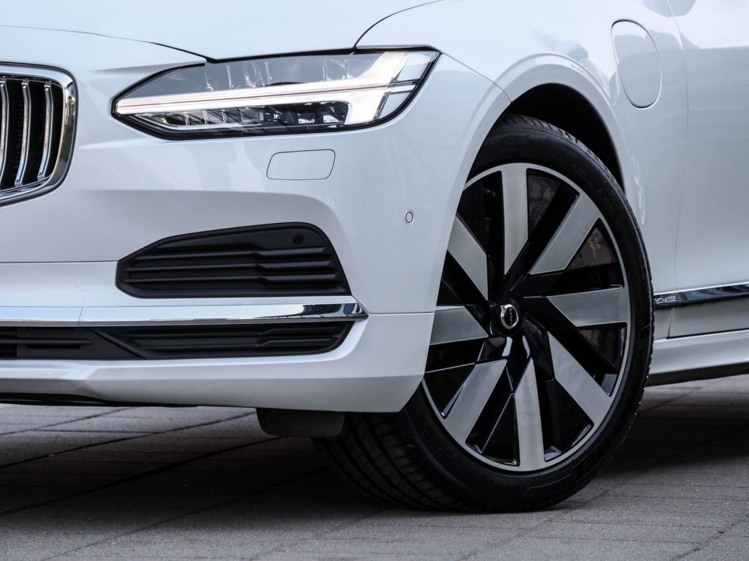 Volvo S90 T8 Recharge AWD - Limousine - Weiss - Gebrauchtwagen - Bild 5