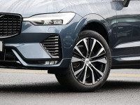 Volvo XC60 B4 (B) - SUV/Off-road - Blau - Gebrauchtwagen - Bild 5