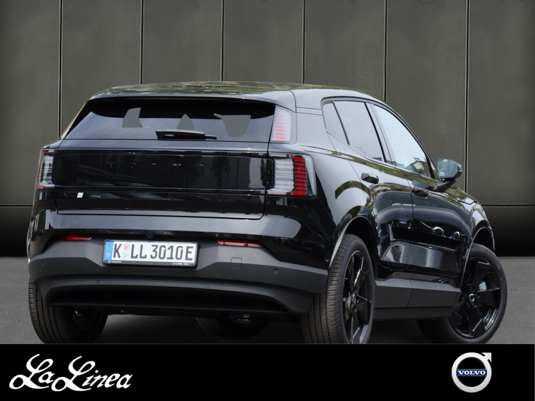 Volvo EX30 P5 Long Range - SUV/Off-road - Schwarz - Gebrauchtwagen - Bild 2