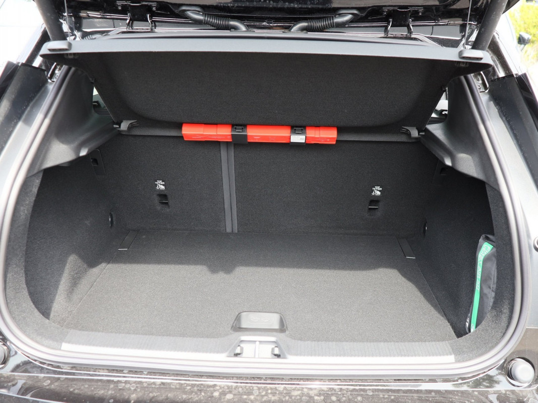 Volvo EX30 P5 Long Range - SUV/Off-road - Schwarz - Gebrauchtwagen - Bild 10