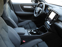 Volvo XC40 - SUV/Off-road - Grau - Gebrauchtwagen - Bild 3