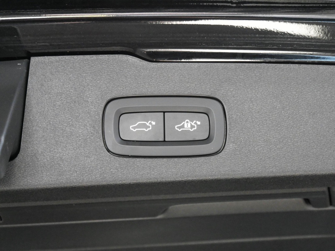 Volvo V60 - Kombi - Schwarz - Gebrauchtwagen - Bild 15