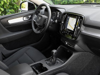 Volvo XC40 T2 - SUV/Off-road - Schwarz - Gebrauchtwagen - Bild 3