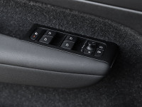 Volvo XC40 T2 - SUV/Off-road - Schwarz - Gebrauchtwagen - Bild 11