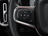 Volvo XC40 T2 - SUV/Off-road - Schwarz - Gebrauchtwagen - Bild 14