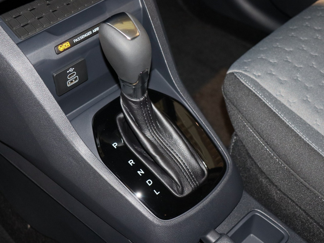 Ford Tourneo Courier - Van/Minibus - Schwarz - Neuwagen - Bild 9