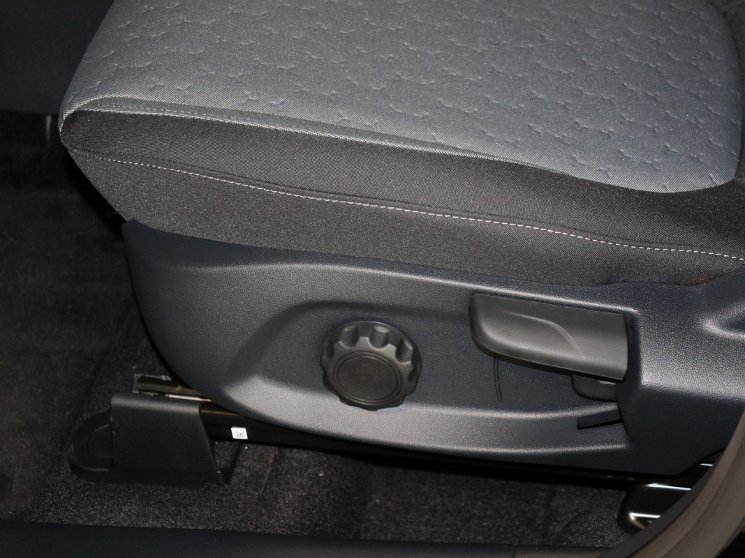 Ford Tourneo Courier - Van/Minibus - Schwarz - Neuwagen - Bild 14