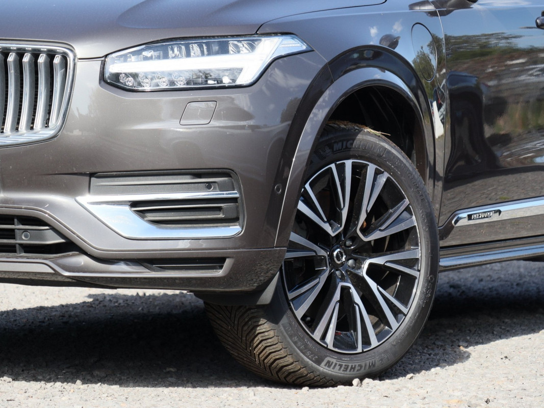 Volvo XC90 Ultimate Bright Recharge - SUV/Off-road - Grau - Gebrauchtwagen - Bild 5
