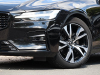 Volvo V60 B4 Benzin - Kombi - Schwarz - Gebrauchtwagen - Bild 5